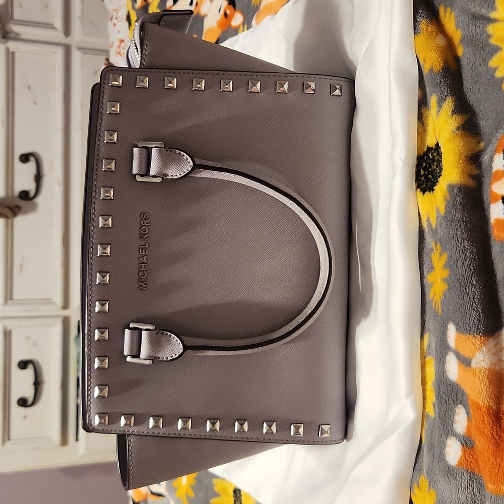 Michael kors medium Selma crossbody bag-iliac color